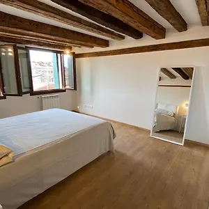 Rooftop 3999 Apartment