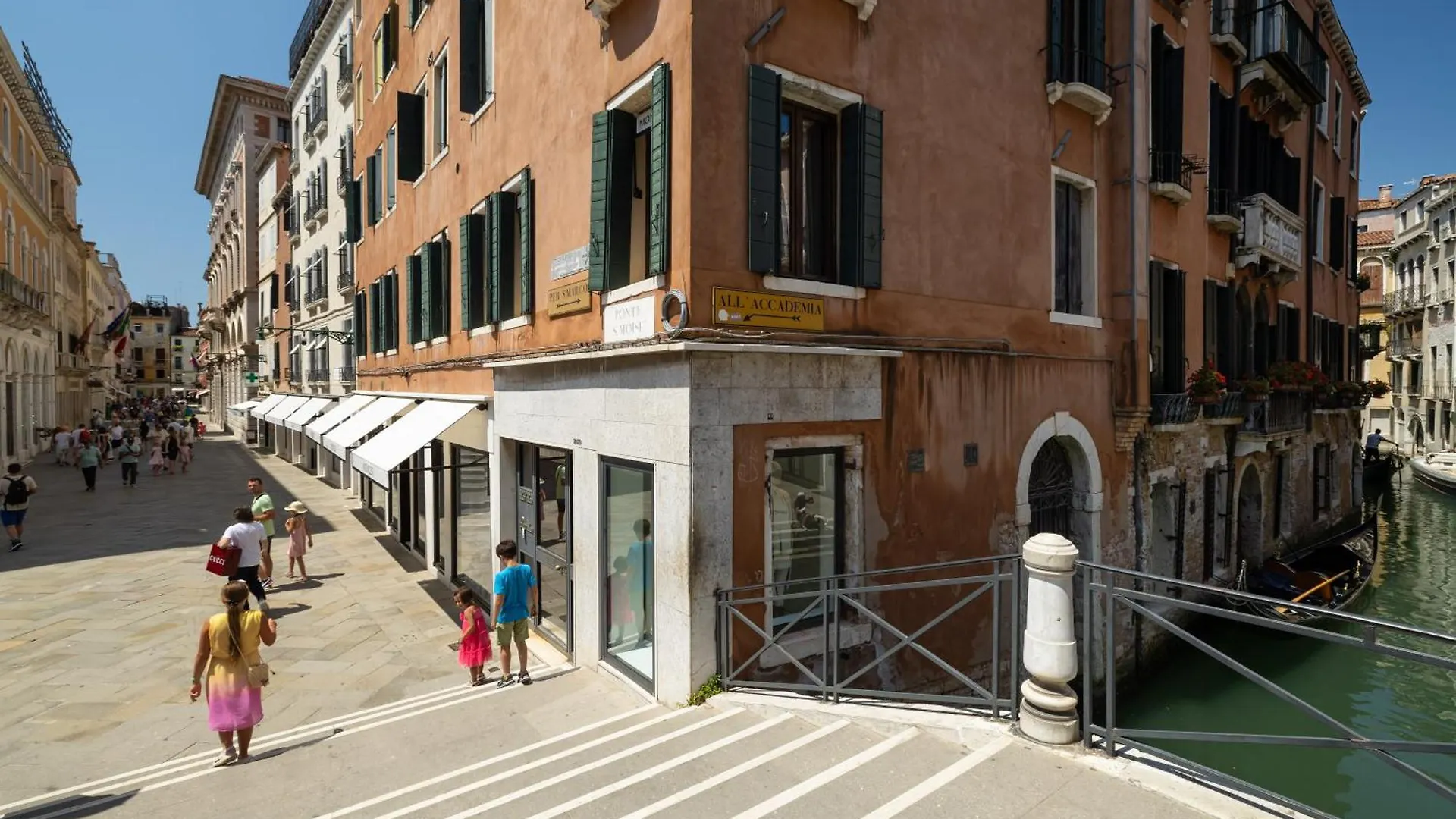San Marco Canal View By Bricola Apartments Venice Italy